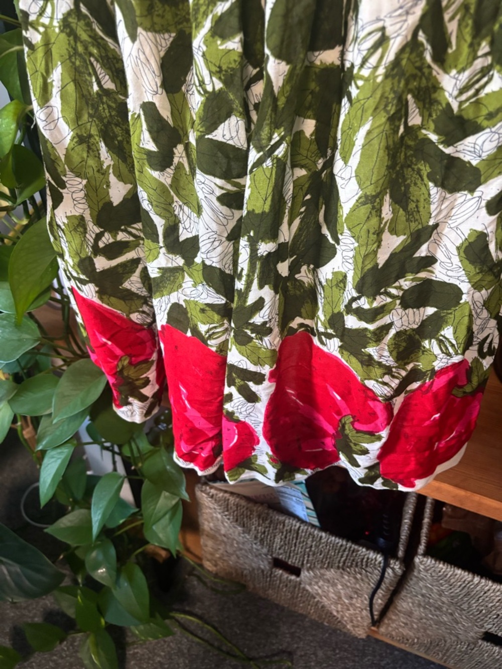 Anthropologie We Love Vera Berry Months Strawberry Dress | Size 0 - Picture 5 of 5